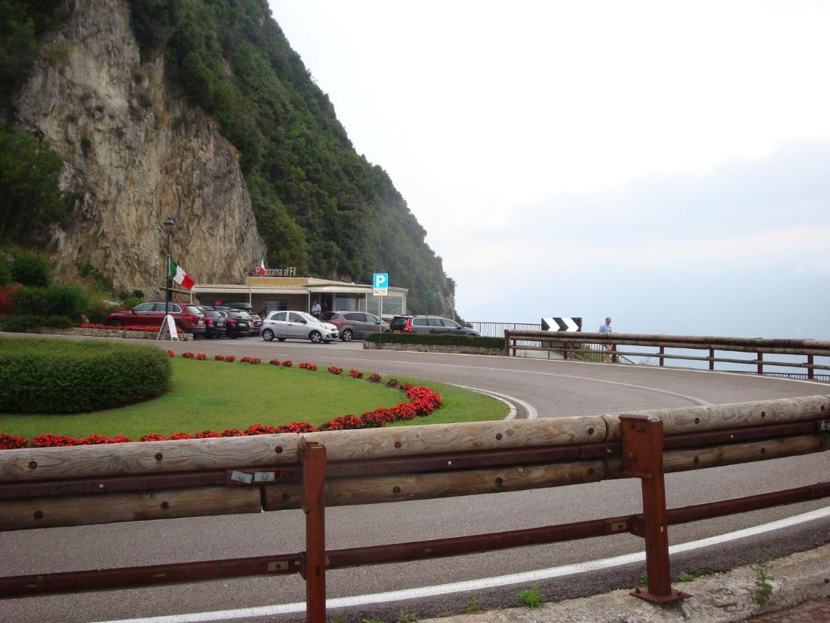 Gardameer-Tignale-Hasewinkel Dış mekan fotoğraf